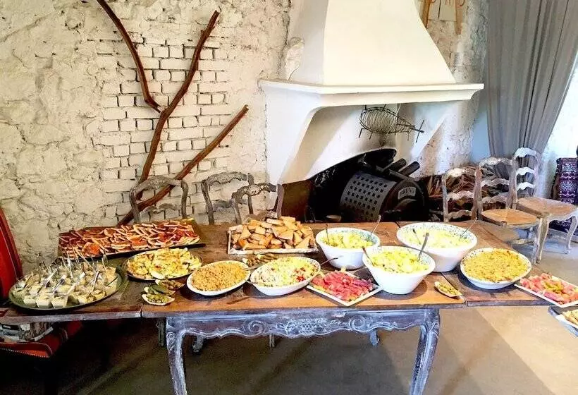 Aamiaismajoitus (B&B) Domaine Regis Freres