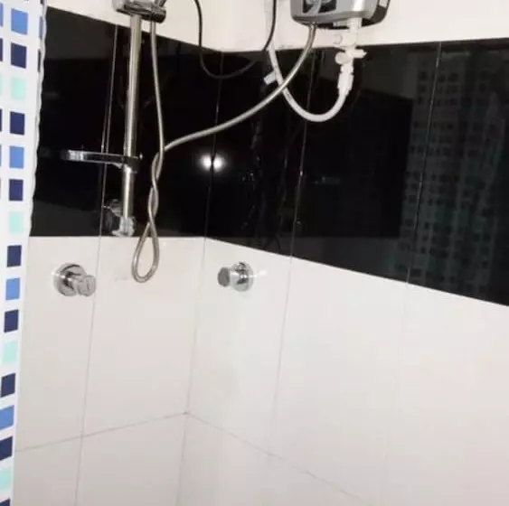 تختخواب و صبحانه Enrich Bungalow