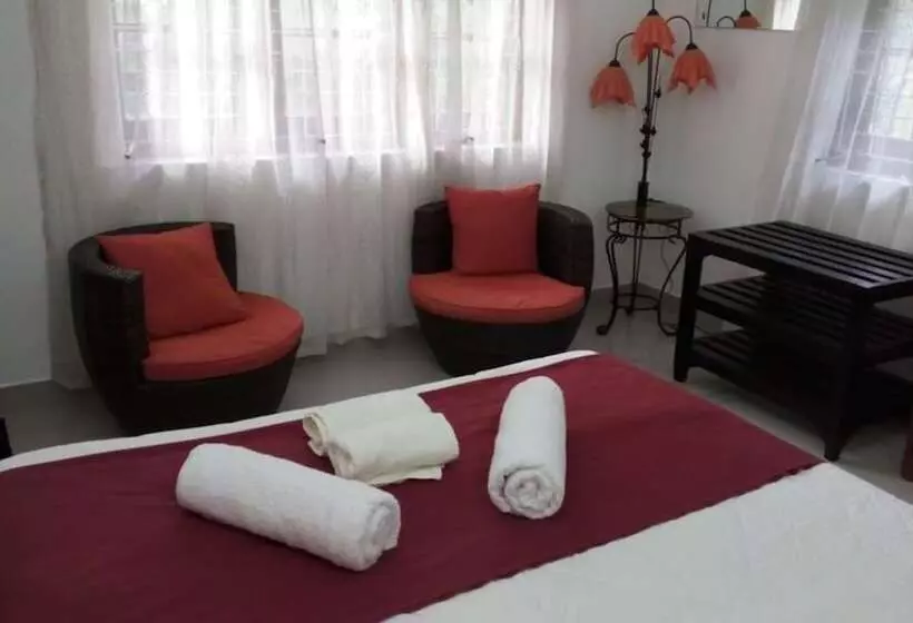 تختخواب و صبحانه Enrich Bungalow