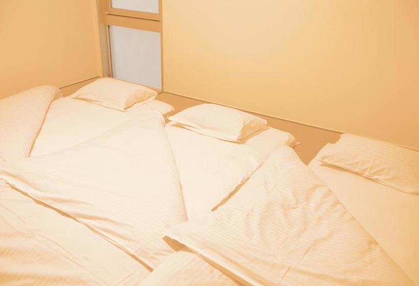 Charinco Hostel Osaka