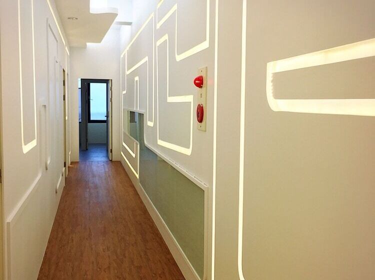 Master Chitow Hostel