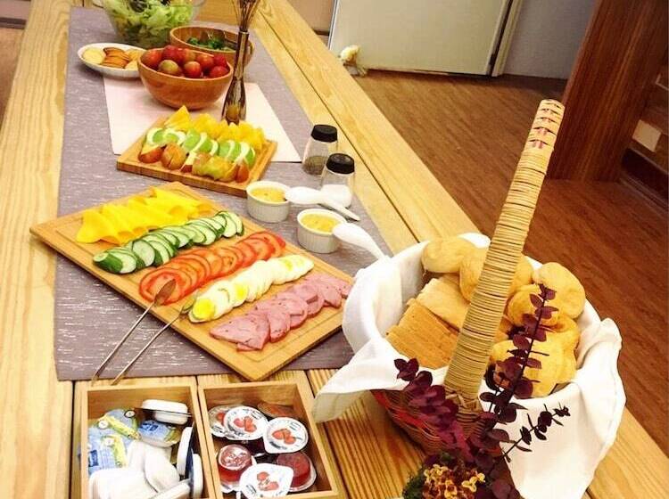 Master Chitow Hostel