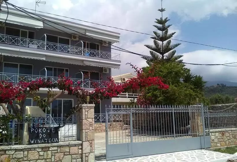 Hotelli Irini Boutique Rooms!!!