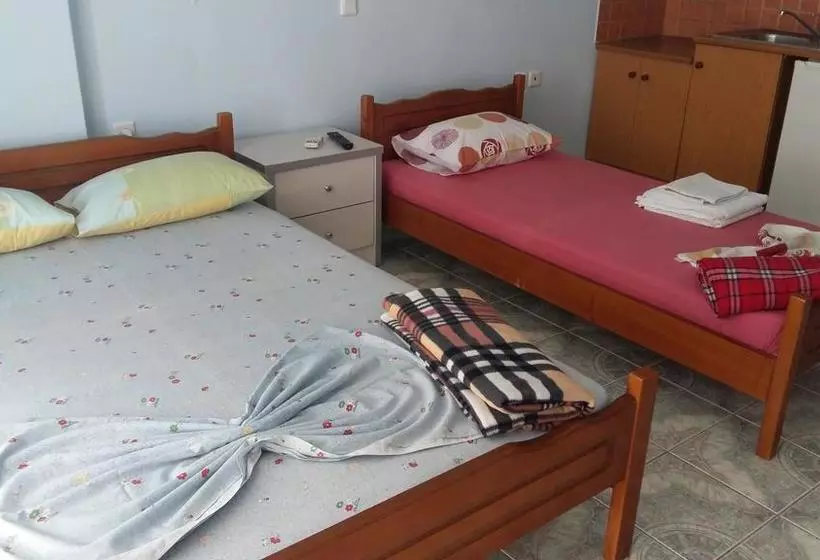Hotelli Irini Boutique Rooms!!!