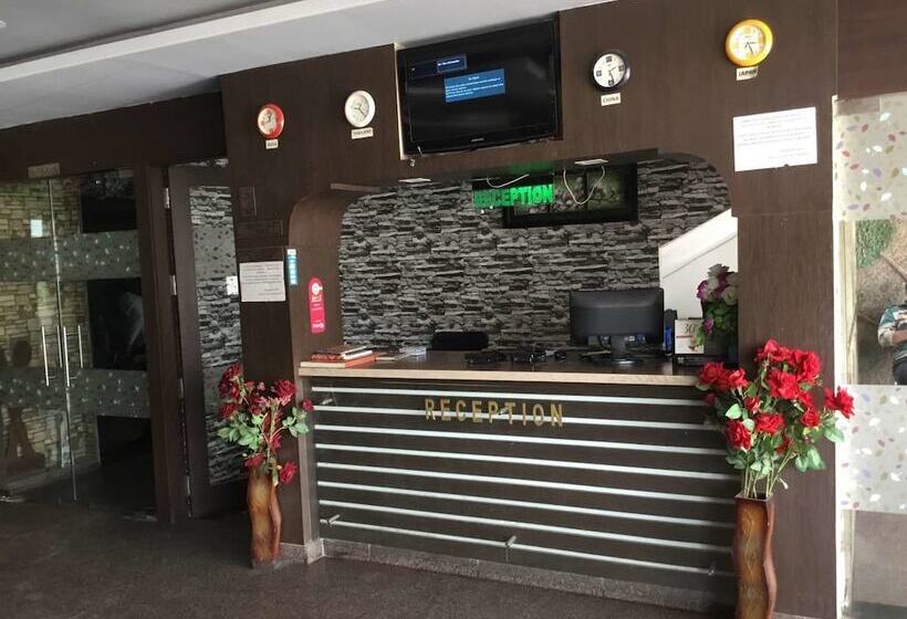 فندق Garv Residencia Gaya