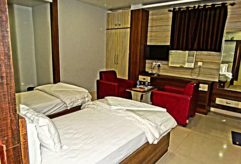 ホテル Garv Residencia Gaya