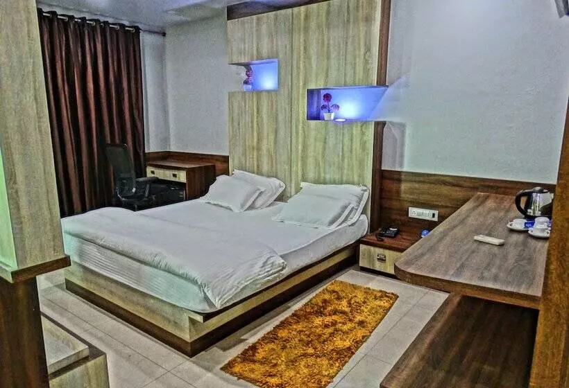 ホテル Garv Residencia Gaya