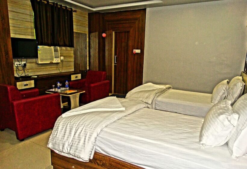 فندق Garv Residencia Gaya