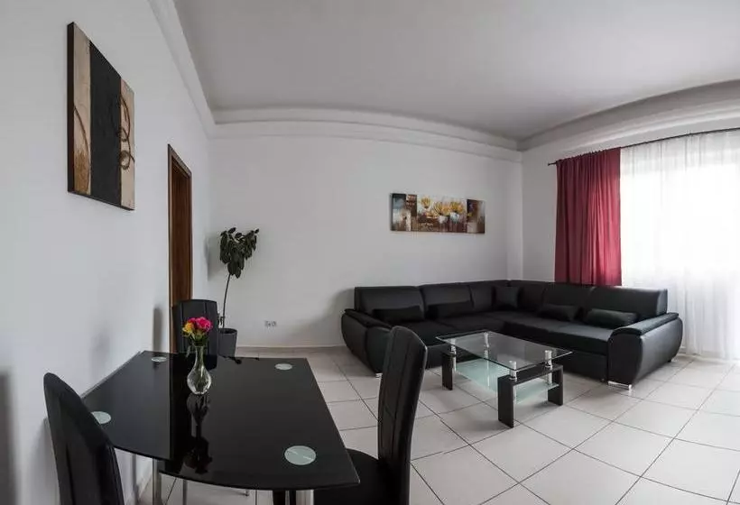 Hotelli Apartmány Laguna
