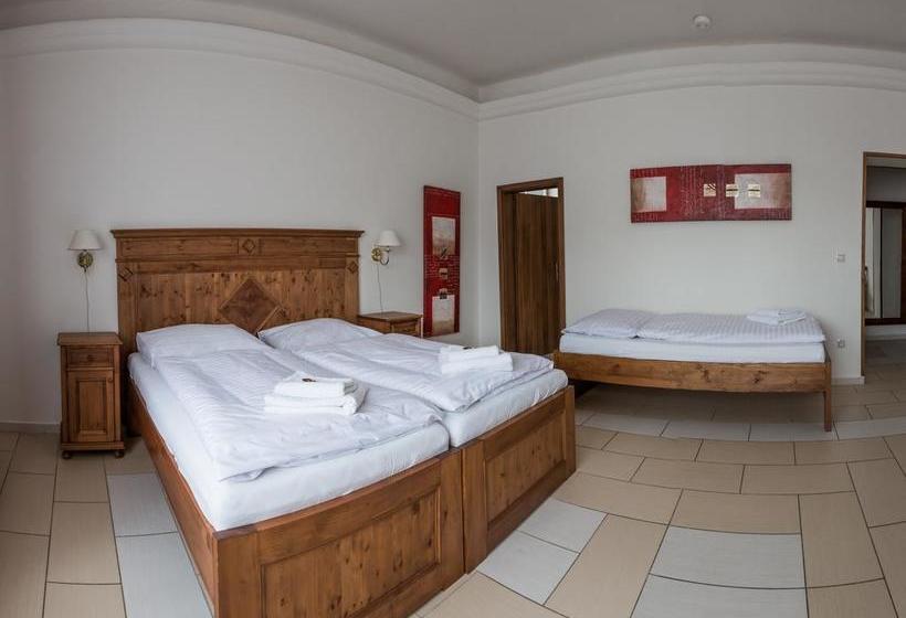 Отель Apartmány Laguna