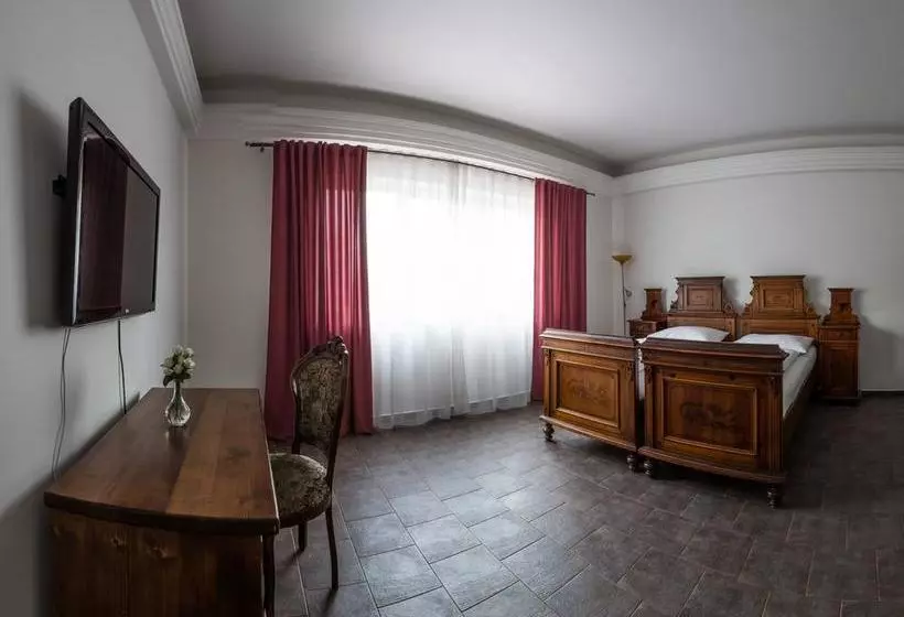 Hotelli Apartmány Laguna