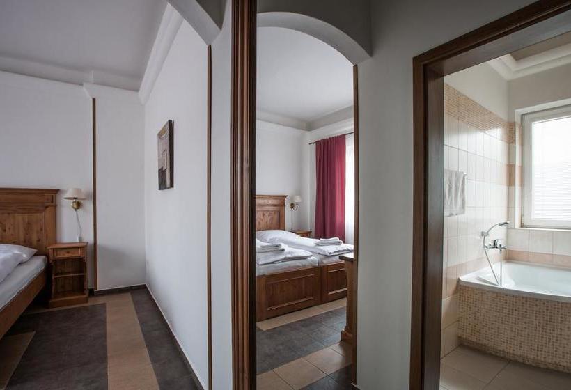 Отель Apartmány Laguna