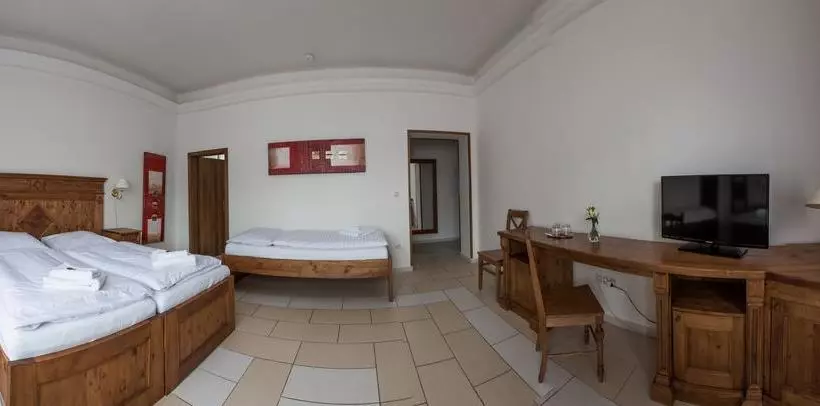 Hotelli Apartmány Laguna