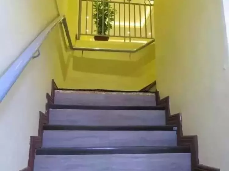 هتل Newen