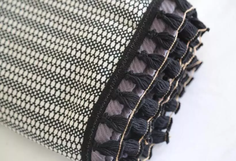 هتل Oiko Mini Suites