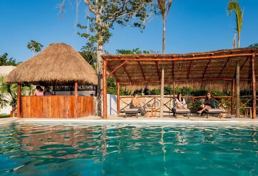 Hotelli Xakluum Eco Glampings