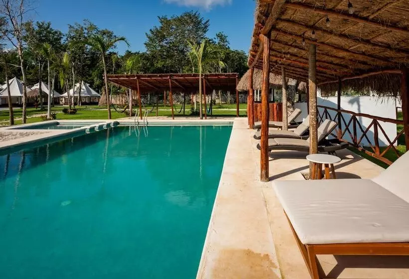 Hotelli Xakluum Eco Glampings