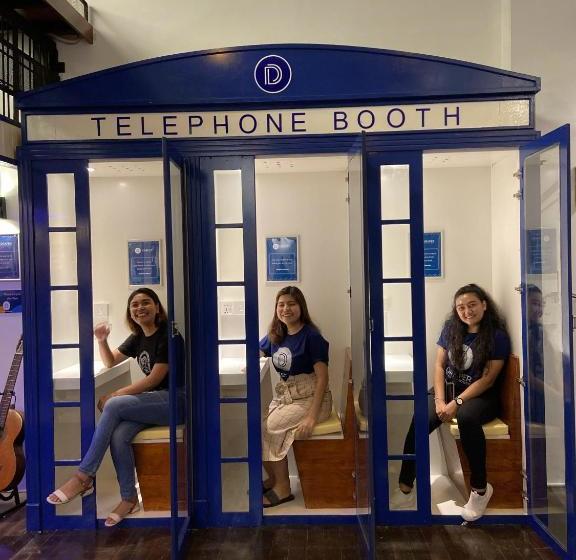 هاستل Draper Startup House For Entrepreneurs