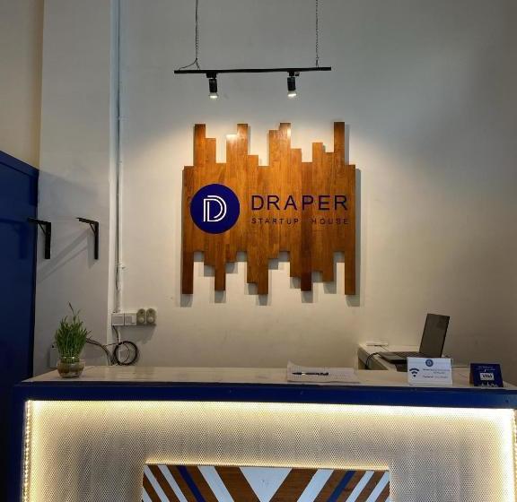 هاستل Draper Startup House For Entrepreneurs