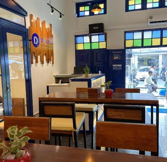 هاستل Draper Startup House For Entrepreneurs