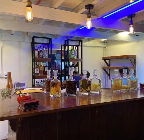 هاستل Draper Startup House For Entrepreneurs