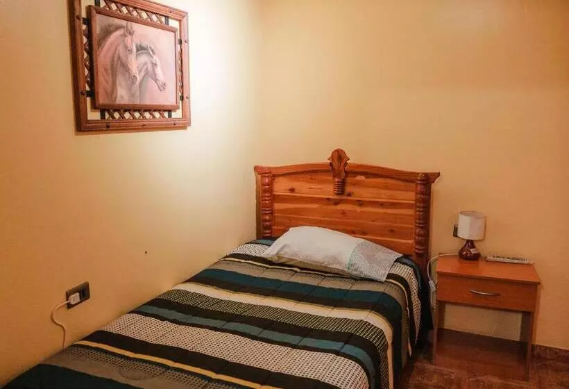 تختخواب و صبحانه Di Giorgio Hostal