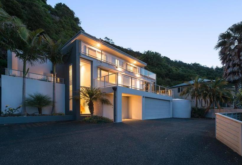 ベッドアンドブレックファースト Sea Breeze Lodge