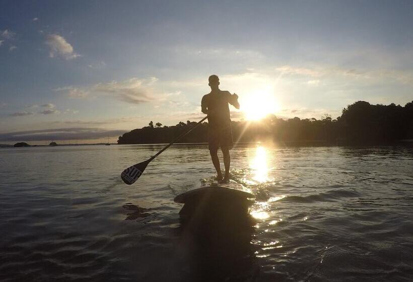 Hekerua Lodge Backpackers Hostel Waiheke Island