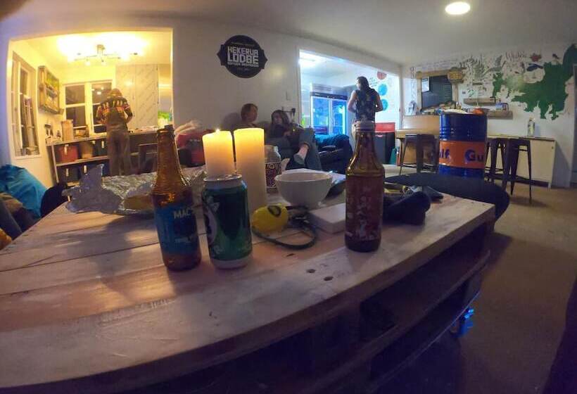 Hekerua Lodge Backpackers Hostel Waiheke Island