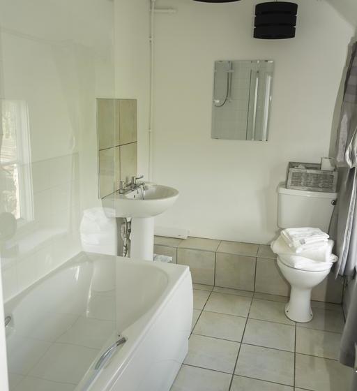 هتل Apple Tree Inn