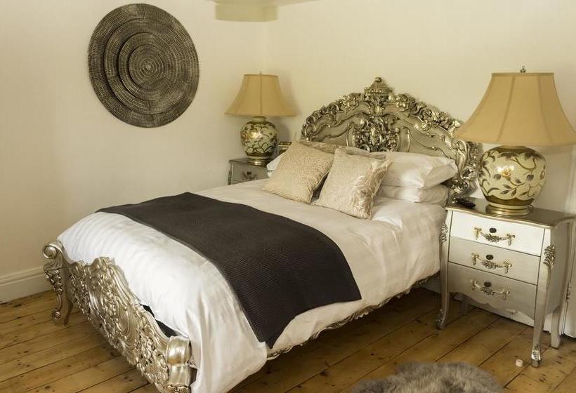 هتل Apple Tree Inn