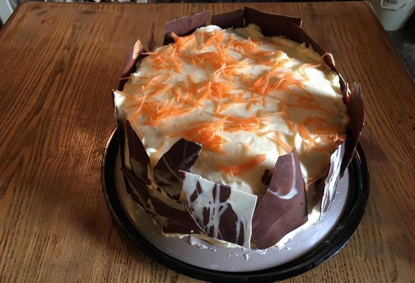 هتل Apple Tree Inn