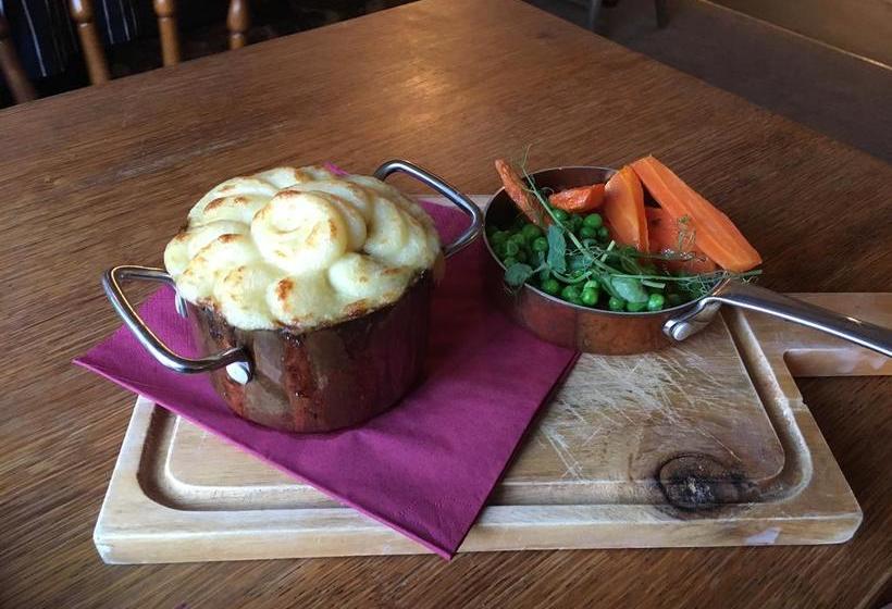 هتل Apple Tree Inn