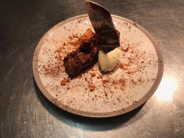 هتل Apple Tree Inn