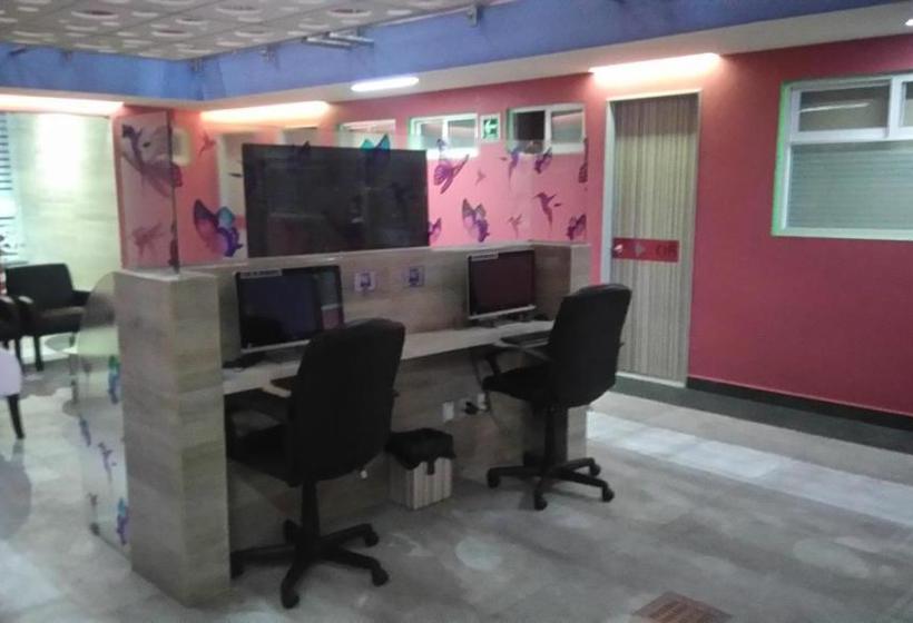 هتل H   Eco Adults Only