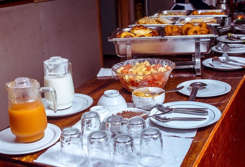 ホテル Iringa Sunset