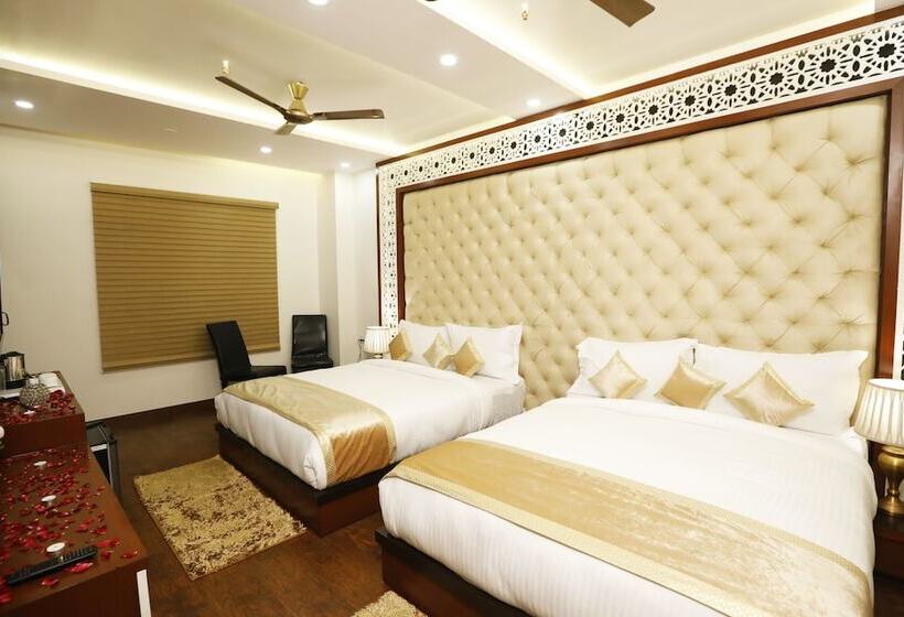 בית מלון כפרי Mgm Residency