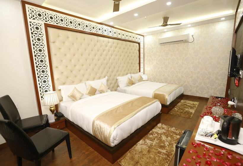 בית מלון כפרי Mgm Residency