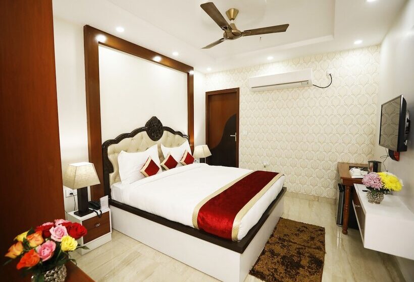 בית מלון כפרי Mgm Residency