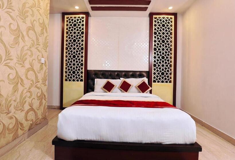 בית מלון כפרי Mgm Residency