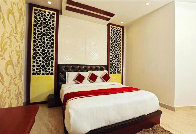 בית מלון כפרי Mgm Residency