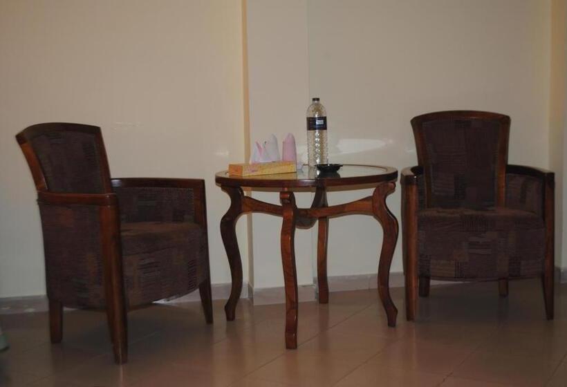 Praasad Paradise Hotel & Resort