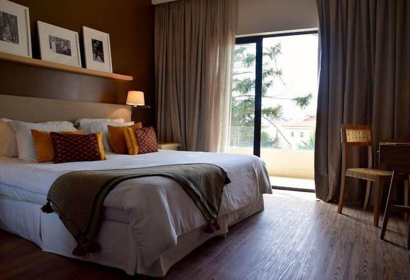 Praasad Paradise Hotel & Resort