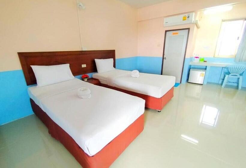 בית מלון כפרי Station