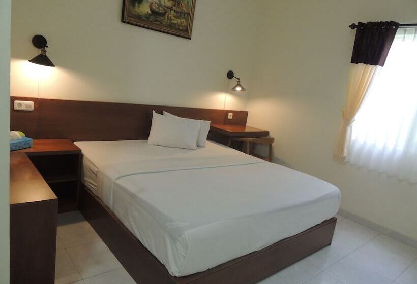 Hotell Wisma Tamu Uksw Guest House