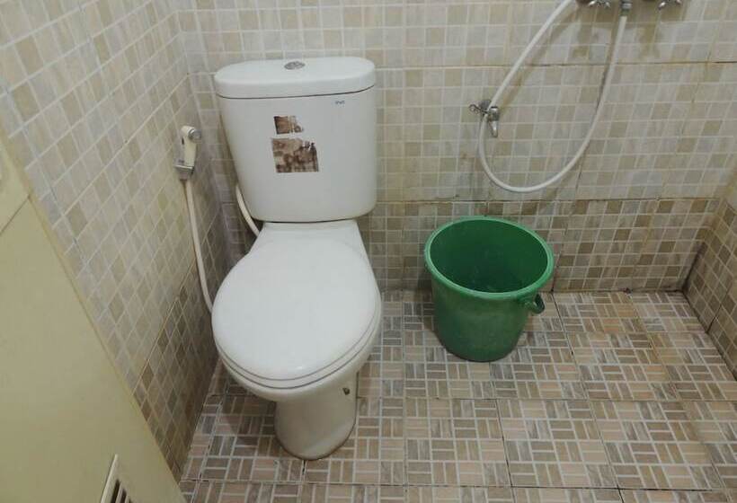 Hotell Wisma Tamu Uksw Guest House