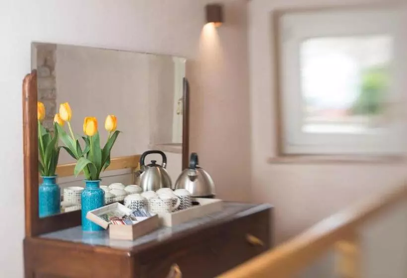 Porta Della Torre Bed & Breakfast
