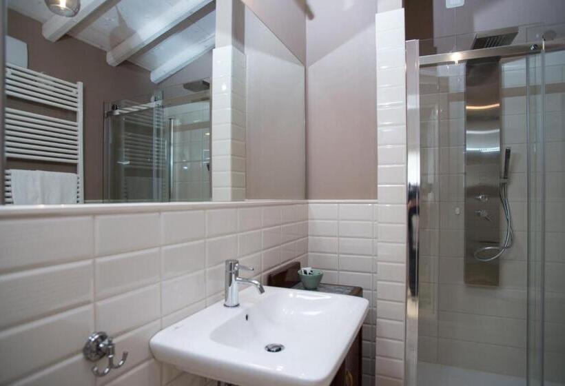 Porta Della Torre Bed & Breakfast