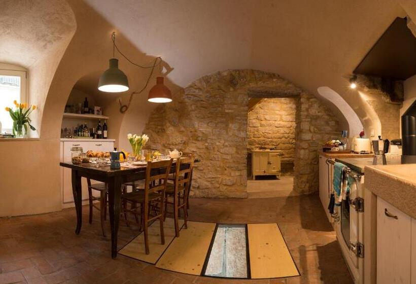 Porta Della Torre Bed & Breakfast