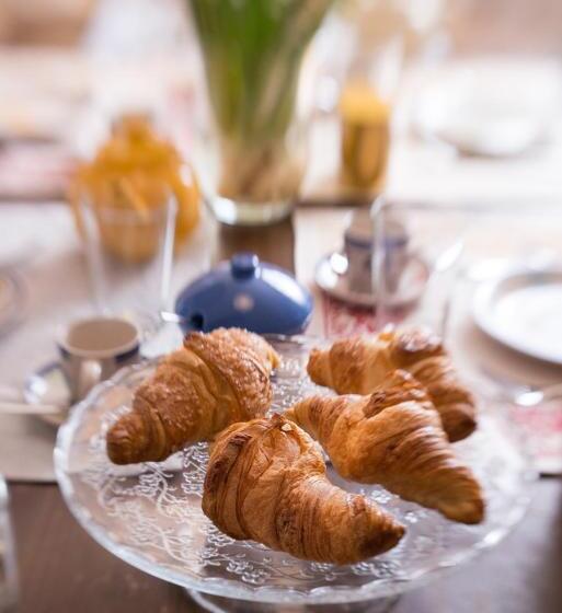 Porta Della Torre Bed & Breakfast